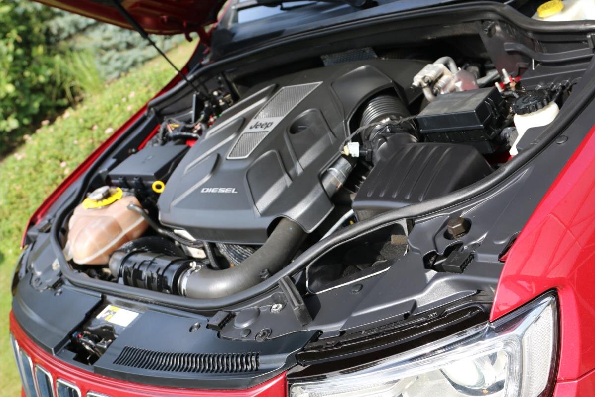 Jeep Grand Cherokee Kombi 3,0 l 184 kw