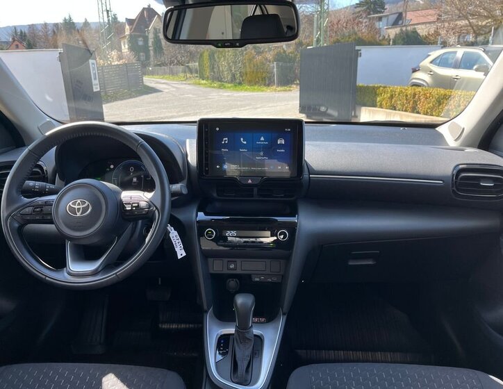 Toyota Yaris Cross SUV / Terénní 1,5 l 68 kw
