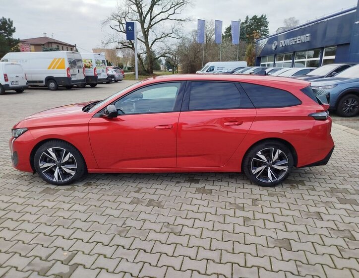 Peugeot 308 5