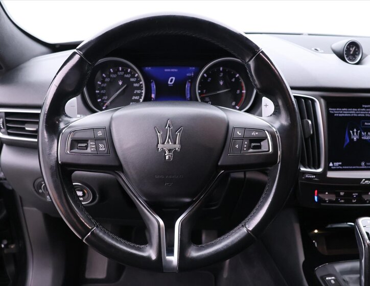 Maserati Levante 21
