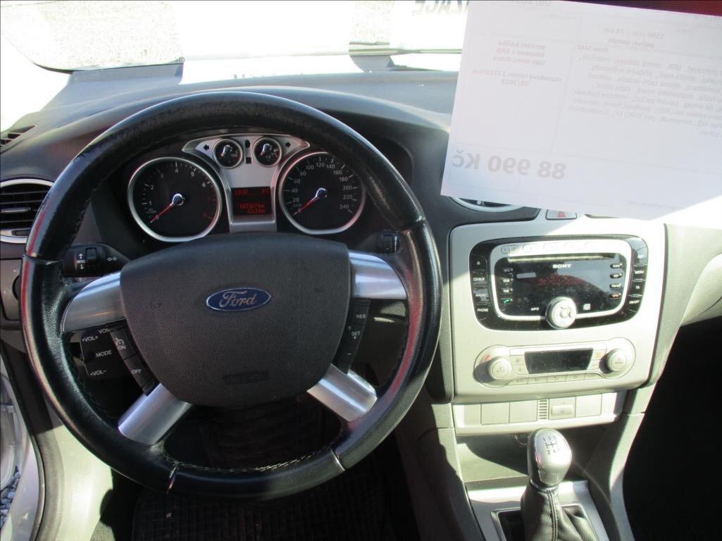 Ford Focus Kombi 1,6 l 74 kw