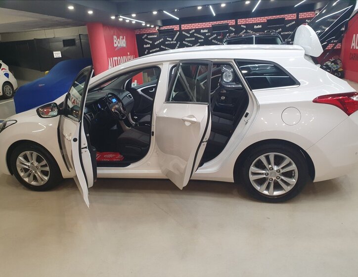 Hyundai i30 Kombi 1,6 l 88 kw