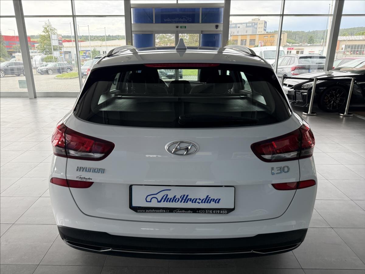 Hyundai i30 Kombi 998,0 88 kw