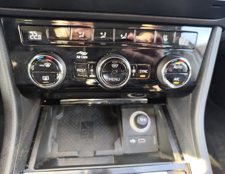 Škoda Superb Kombi 1,5 l 110 kw