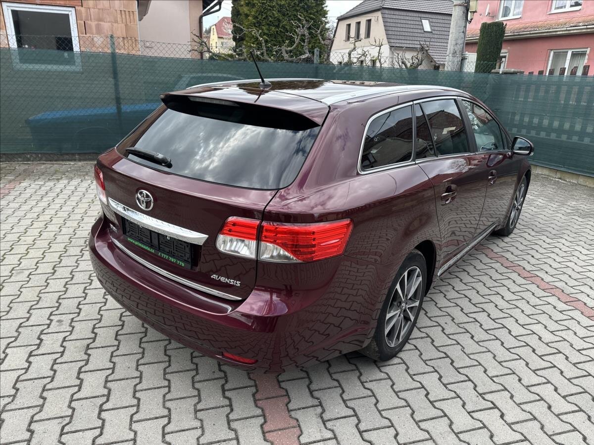 Toyota Avensis Kombi 1,8 l 109 kw