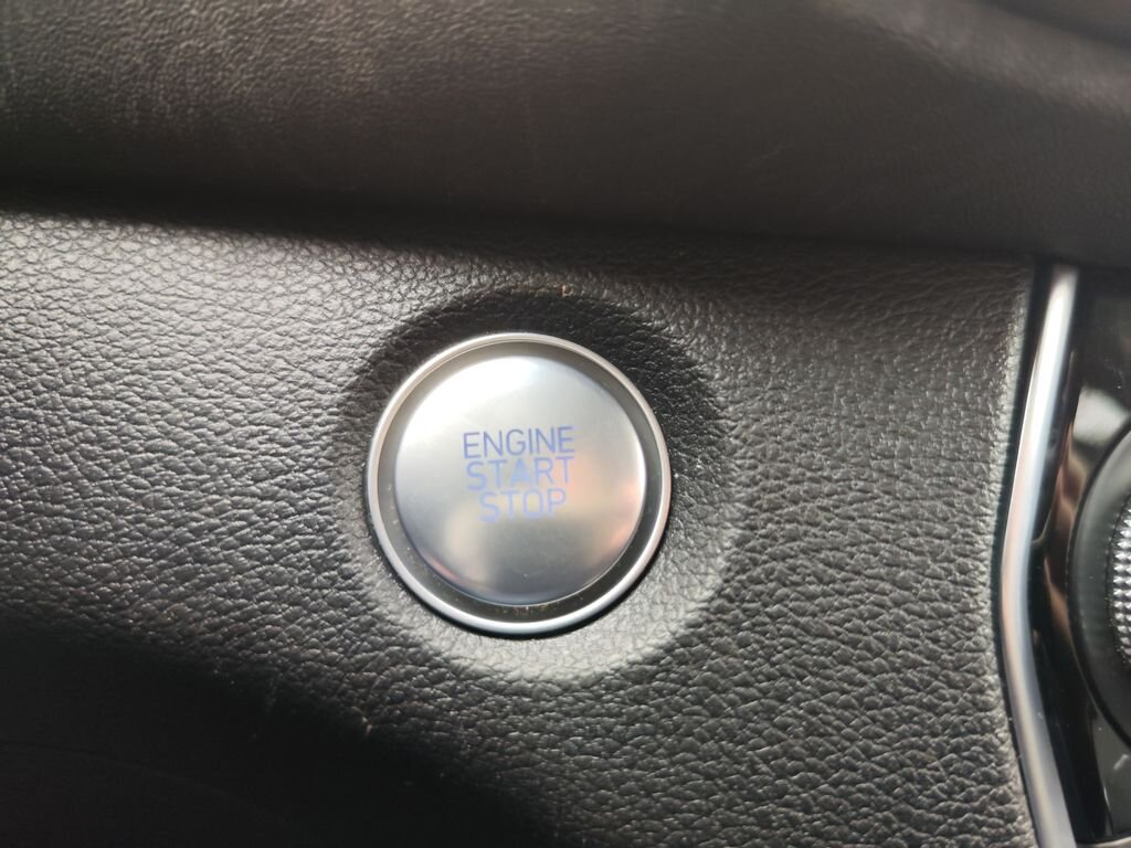 Hyundai Santa Fe SUV 2,0 l 110 kw