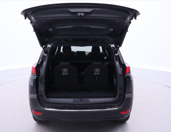 Peugeot 5008 SUV / Terénní 1,2 l 96 kw