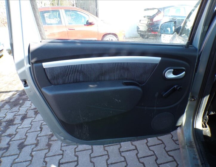 Dacia Logan Kombi 1,6 l 64 kw