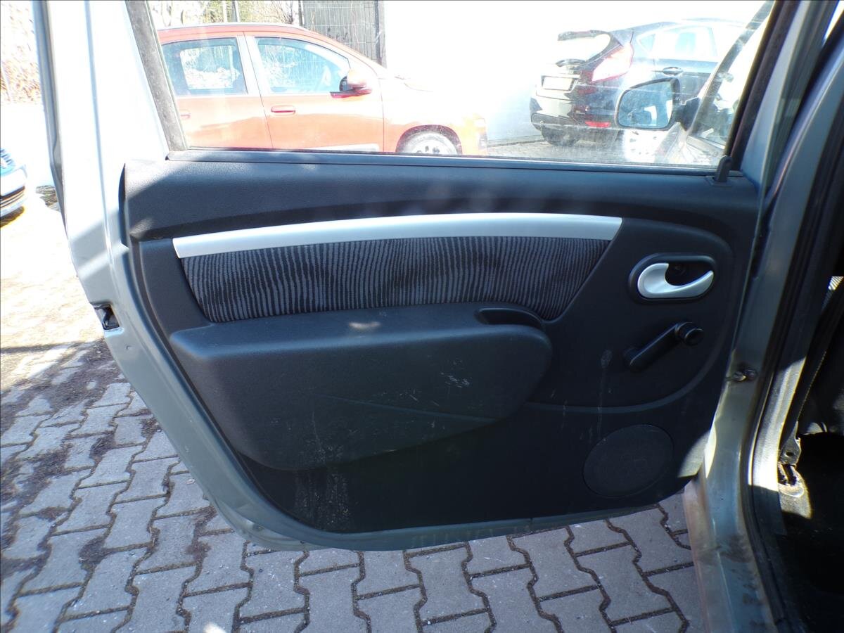 Dacia Logan Kombi 1,6 l 64 kw