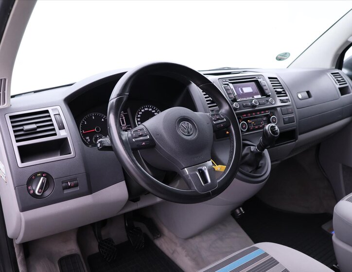 Volkswagen California Kombi 2,0 l 132 kw