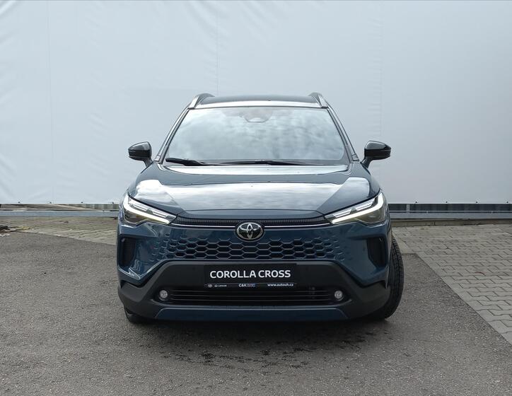 Toyota Corolla Cross 4