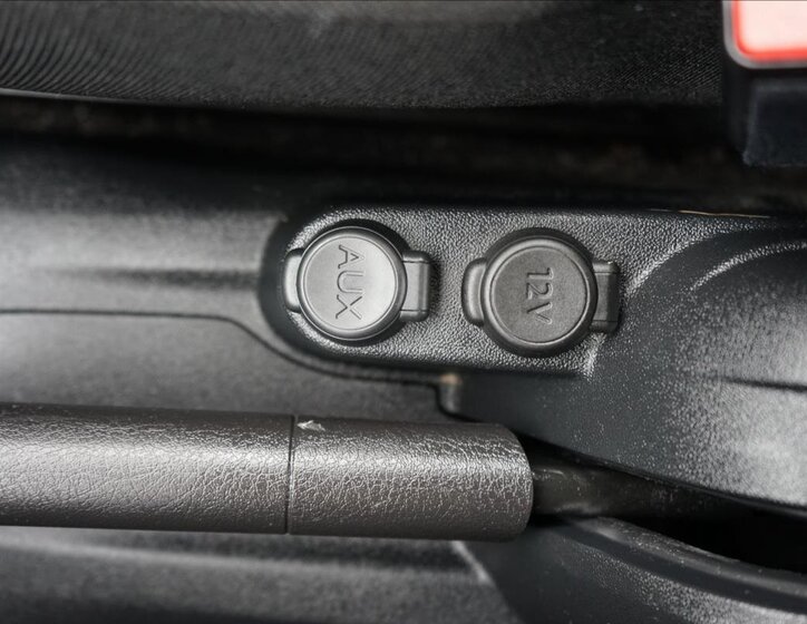 Citroën C-Elysée Sedan / Limuzína 1,2 l 61 kw