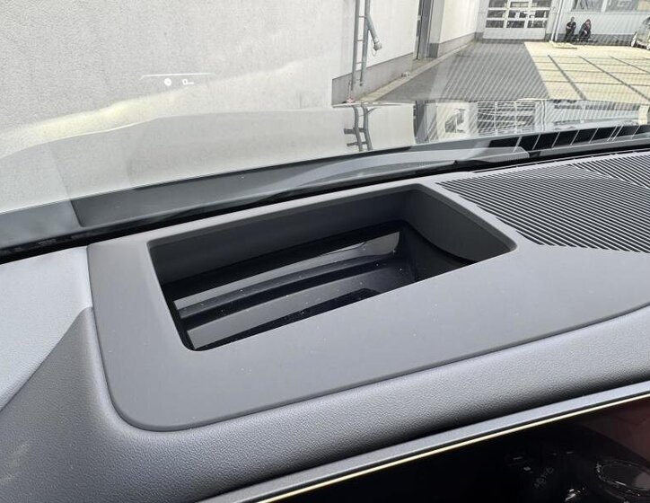 BMW i5 Ostatní 1,0 442 kw