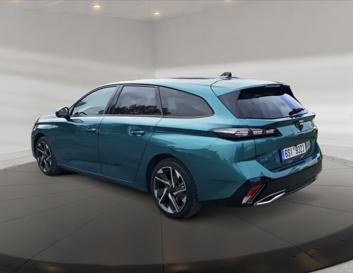 Peugeot 308 5