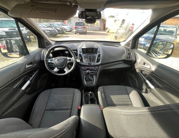 Ford Tourneo Connect 22