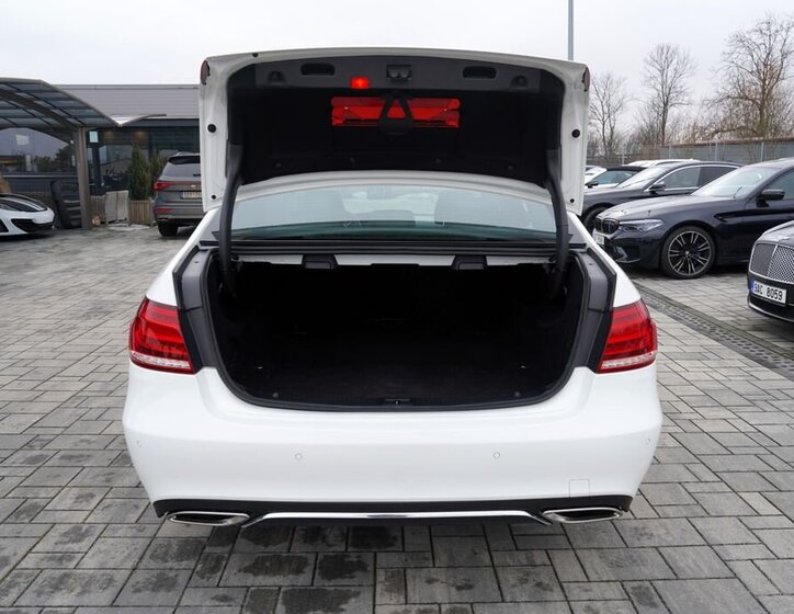 Mercedes-Benz Třídy E Sedan 2,1 l 125 kw