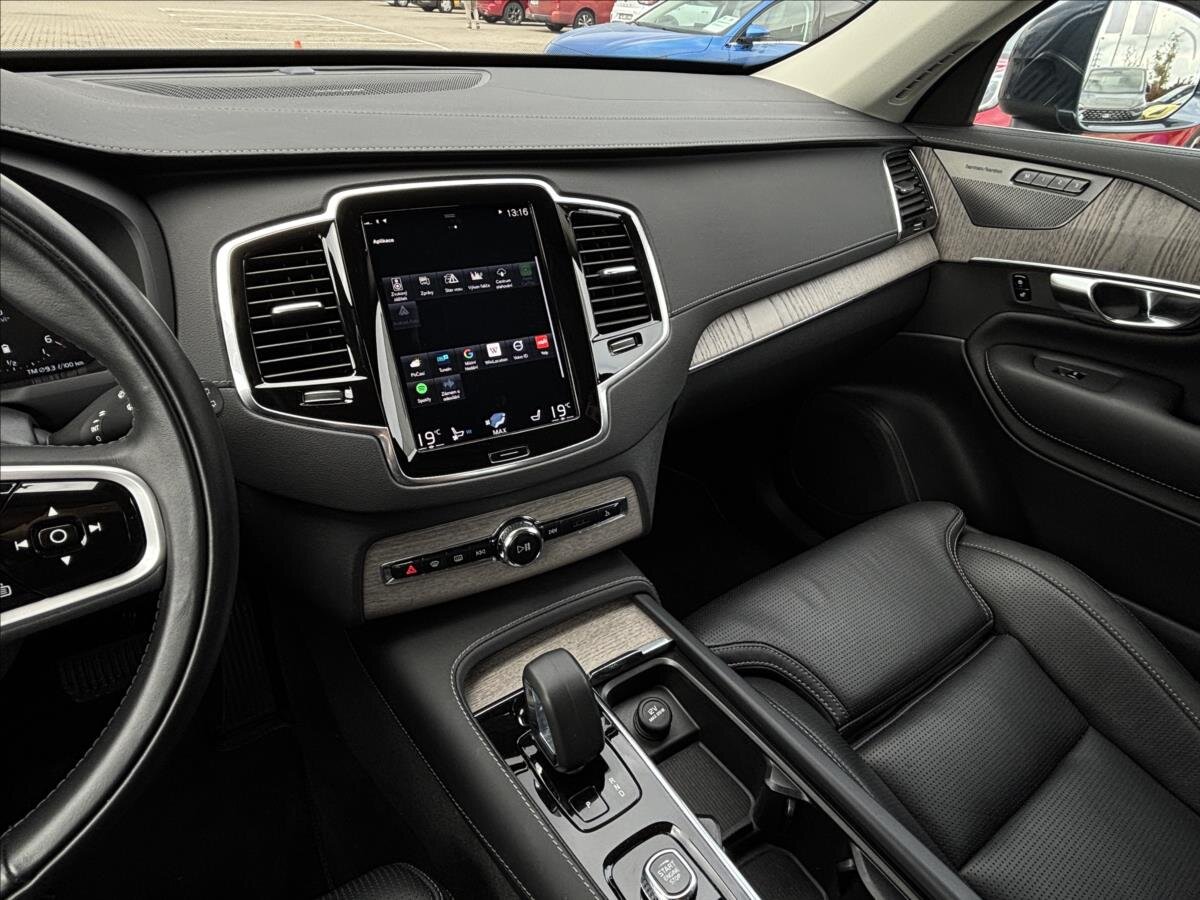 Volvo XC90 SUV 2,0 l 173 kw