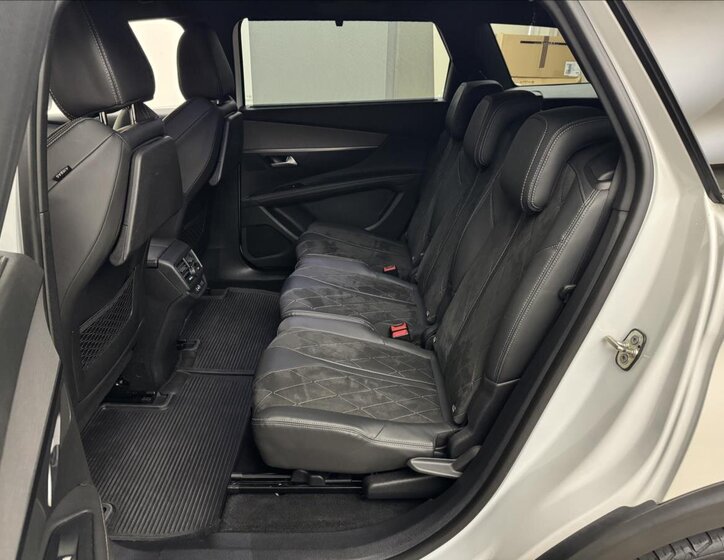 Peugeot 5008 SUV / Terénní 2,0 l 133 kw