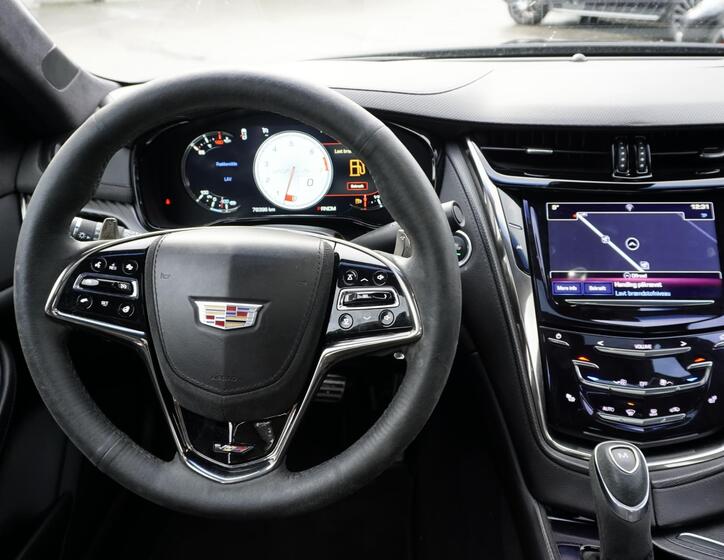 Cadillac CTS 22