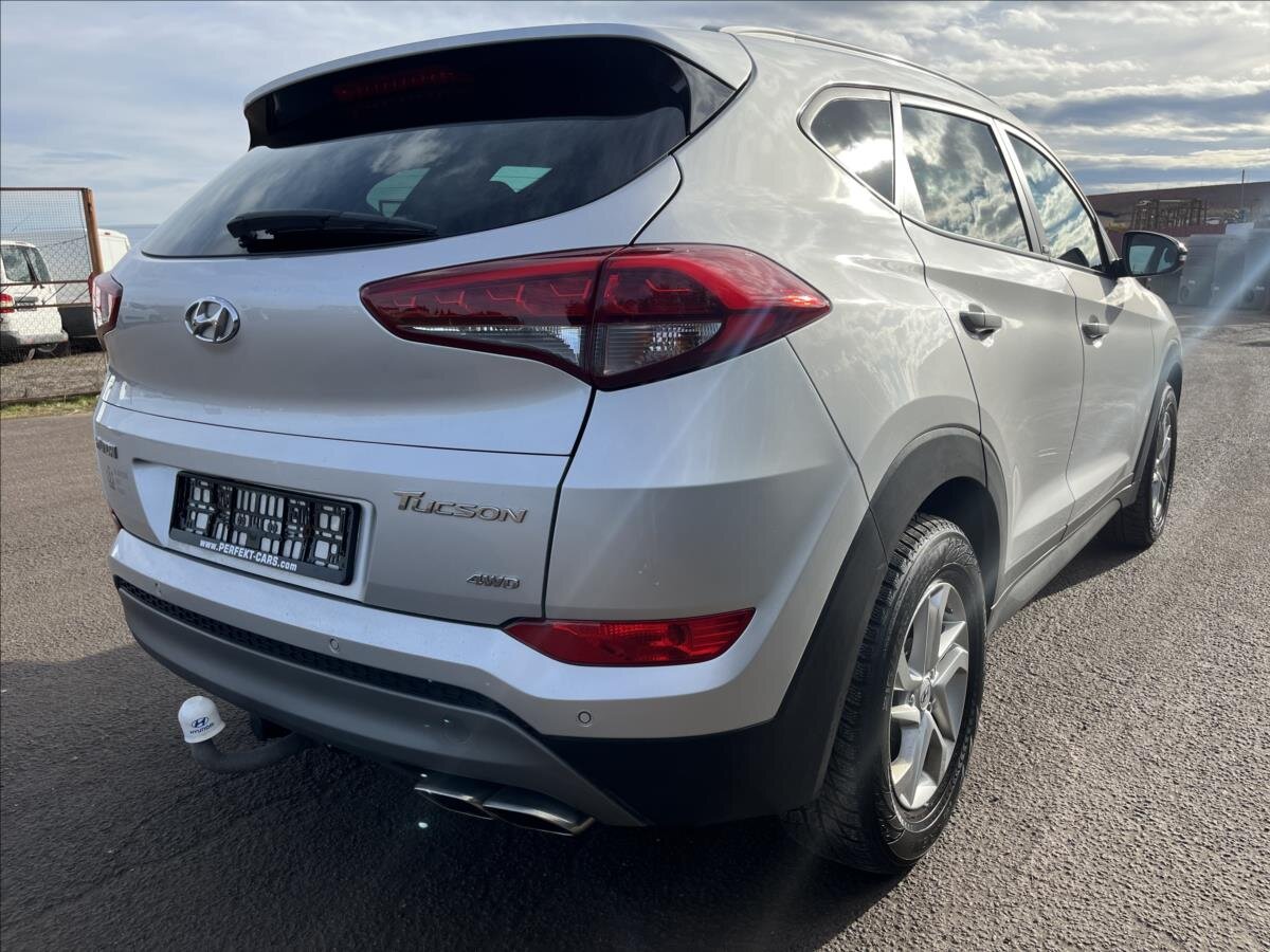 Hyundai Tucson SUV 2,0 l 100 kw