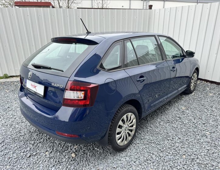 Škoda Rapid Hatchback 999,0 70 kw