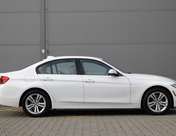 BMW Řada 3 8