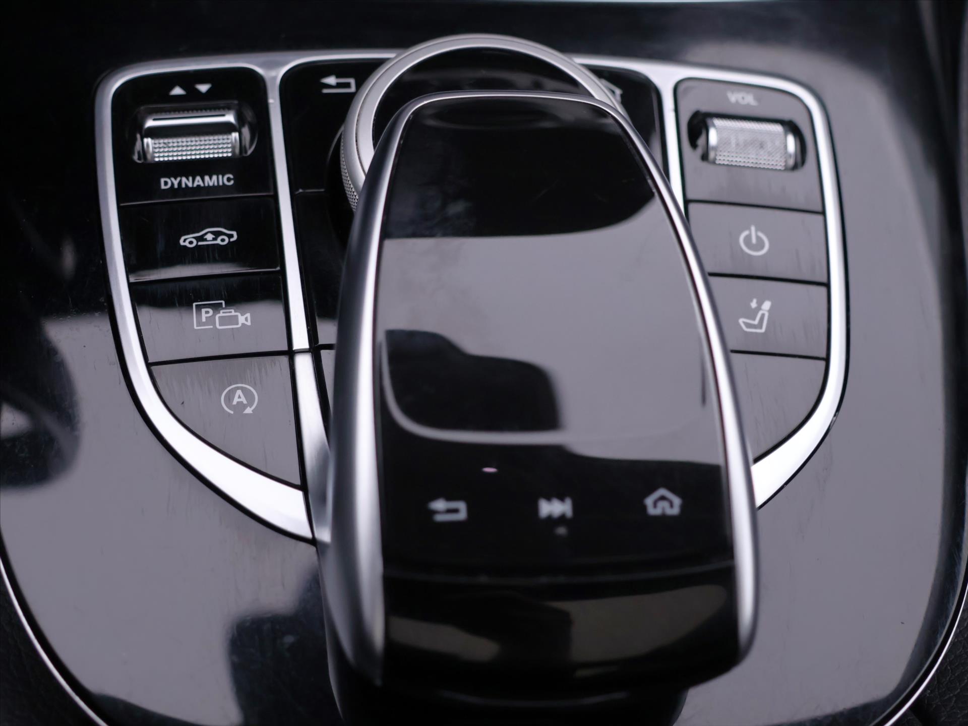 Mercedes-Benz Třídy E