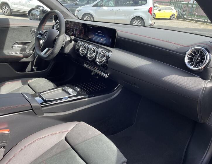 Mercedes-Benz CLA 17