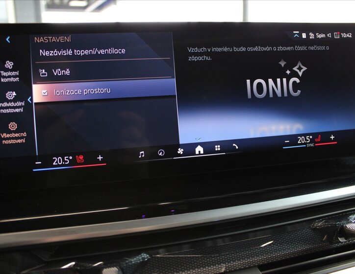 BMW X5 SUV / Terénní 3,0 l 210 kw