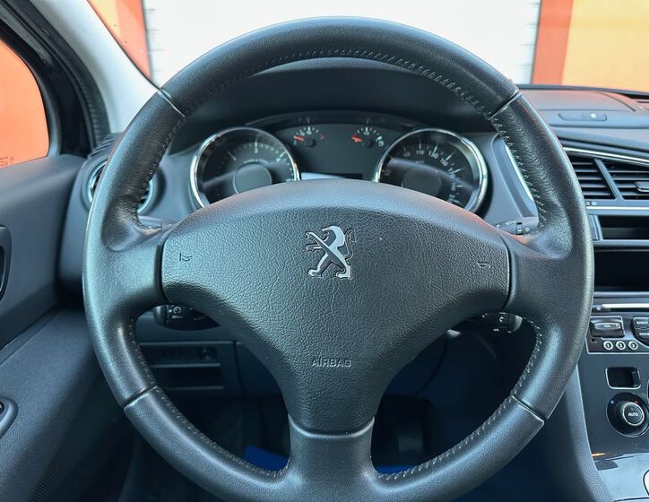 Peugeot 5008 11