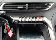 Peugeot 5008 SUV / Terénní 1,5 l 96 kw