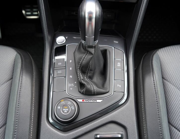 Volkswagen Tiguan SUV / Terénní 2,0 l 169 kw