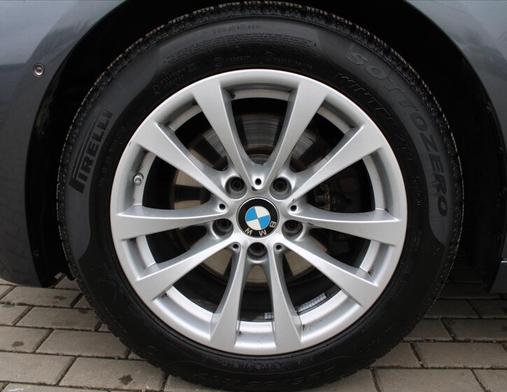 BMW Řada 3 Liftback 3,0 l 190 kw