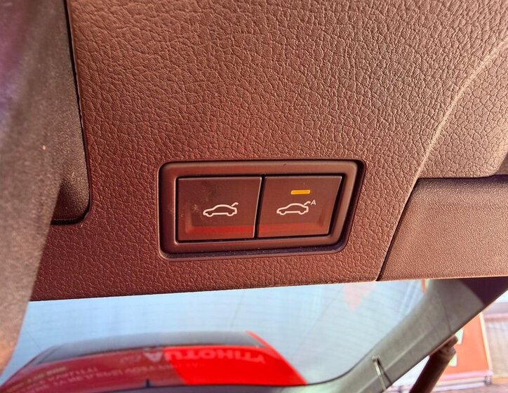 Volkswagen Arteon Liftback 2,0 l 206 kw