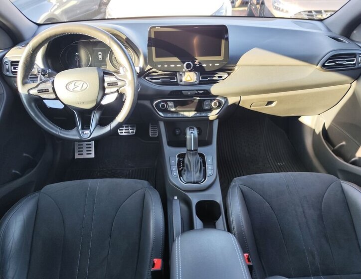 Hyundai i30 Liftback 2,0 l 206 kw