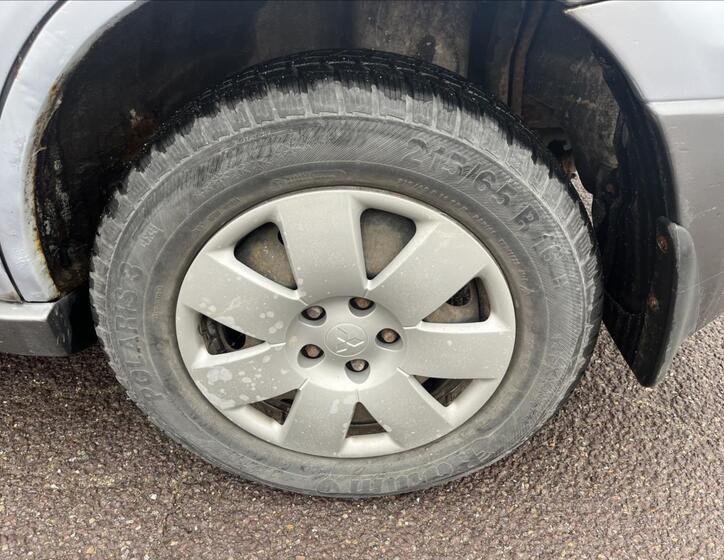 Mitsubishi Outlander 26