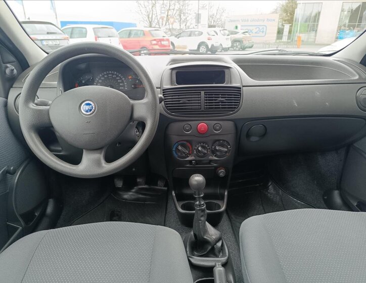 Fiat Punto Hatchback 1,2 l 44 kw