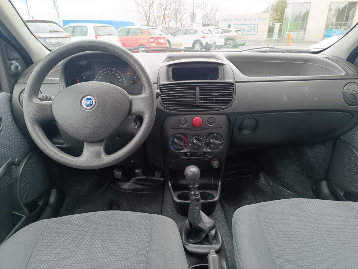 Fiat Punto Hatchback 1,2 l 44 kw