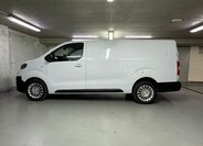 Toyota ProAce 8