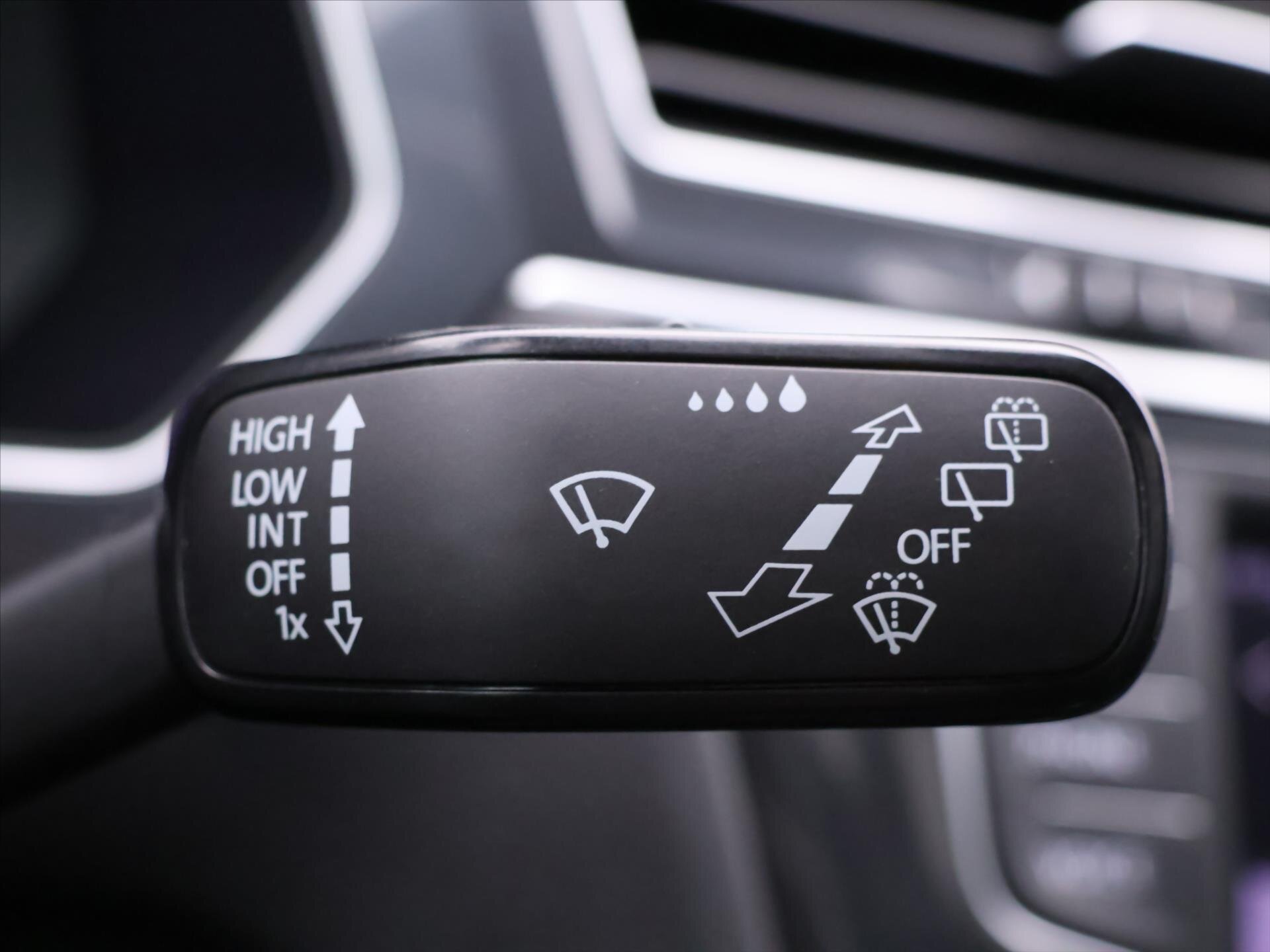 Volkswagen Tiguan SUV / Terénní 2,0 l 132 kw