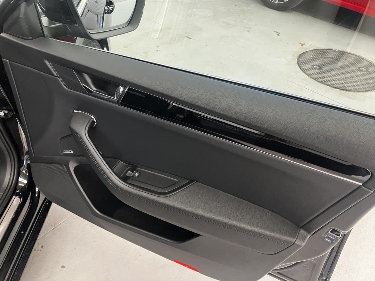 Škoda Superb Kombi 2,0 l 147 kw