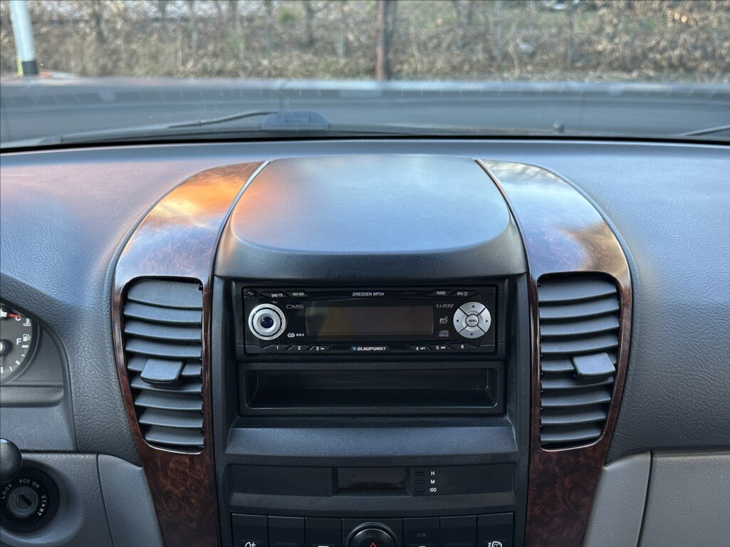 KIA Sorento SUV / Terénní 2,5 l 103 kw