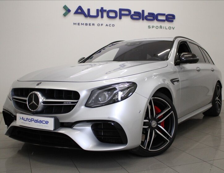 Mercedes-Benz Třídy E 1