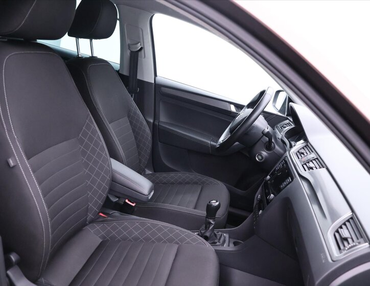 Škoda Rapid Sedan 999,0 81 kw