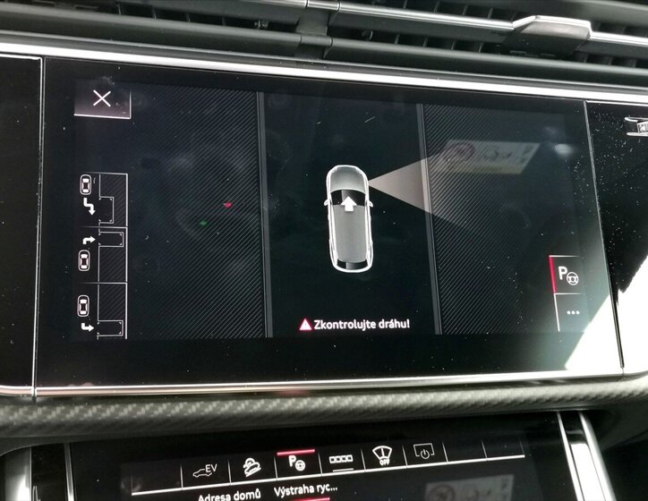 Audi Q8 SUV 3,0 l 250 kw