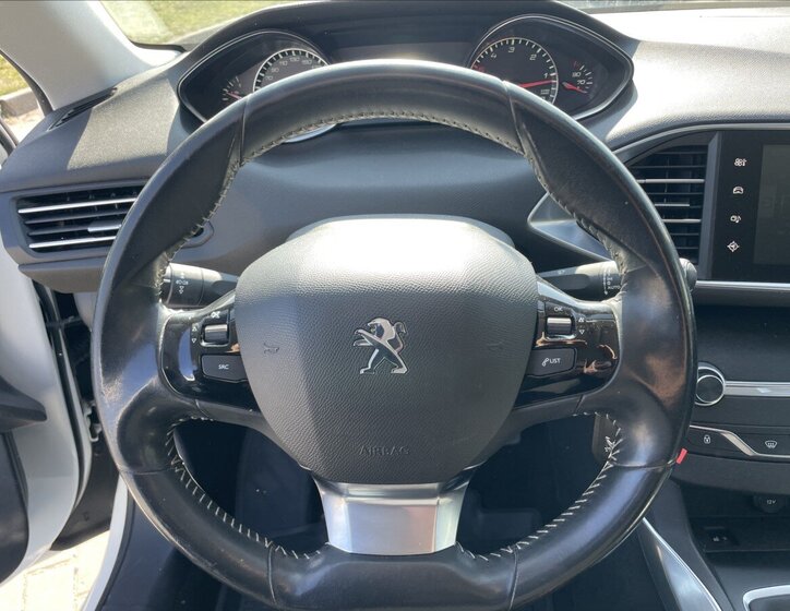 Peugeot 308 Kombi 1,6 l 88 kw