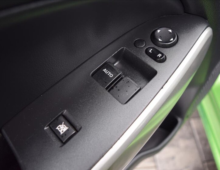 Mazda 2 Hatchback 1,3 l 55 kw