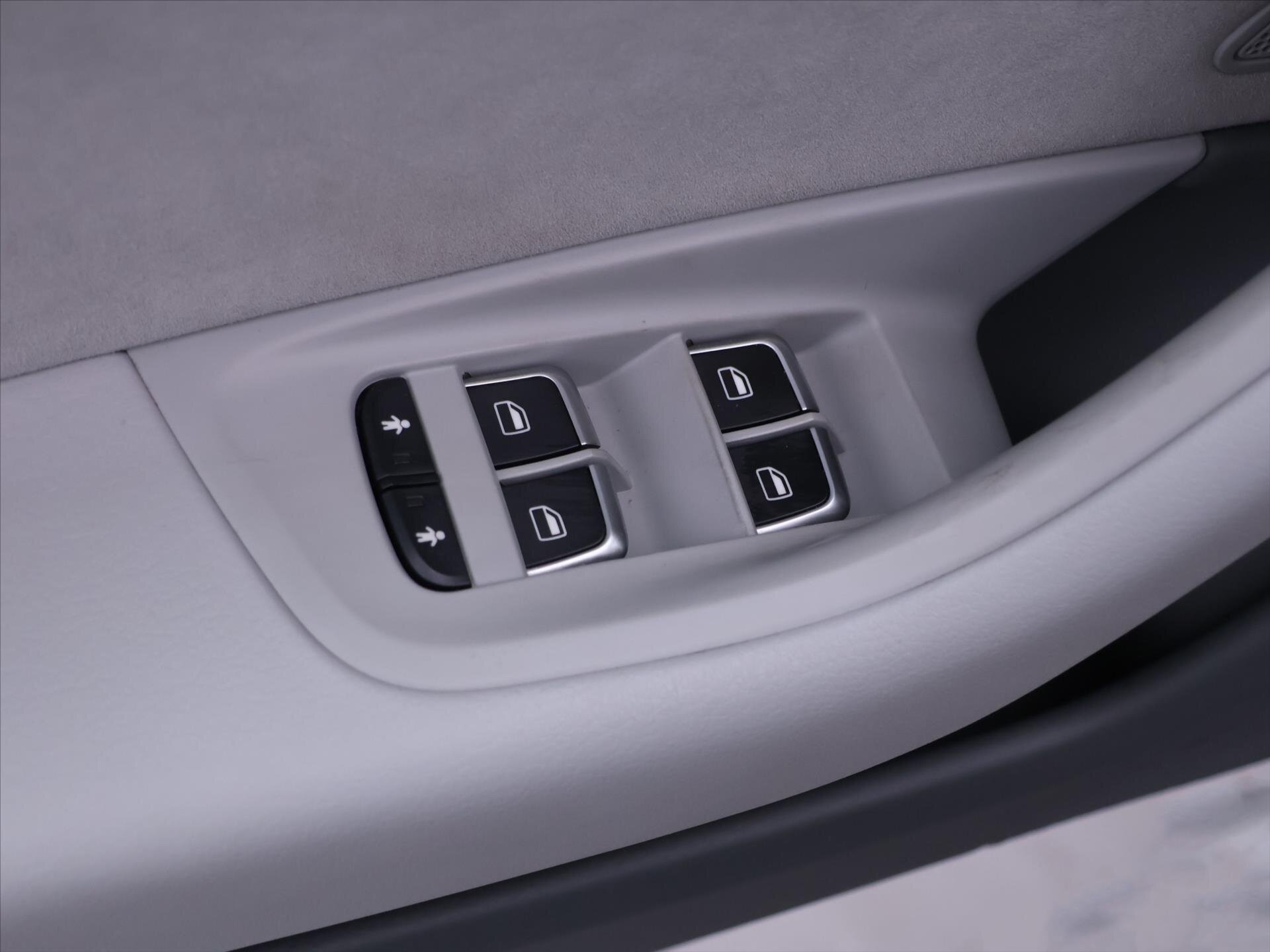 Audi A6 Kombi 3,0 l 180 kw