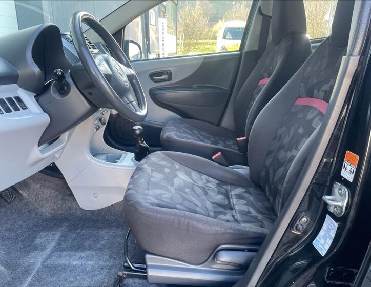 Suzuki Alto Hatchback 996,0 50 kw