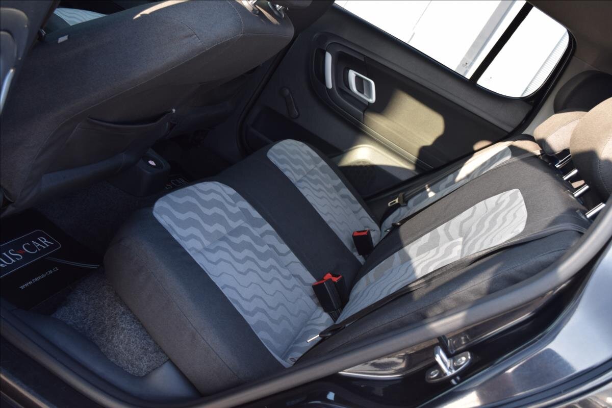 Škoda Fabia Hatchback 1,2 l 44 kw